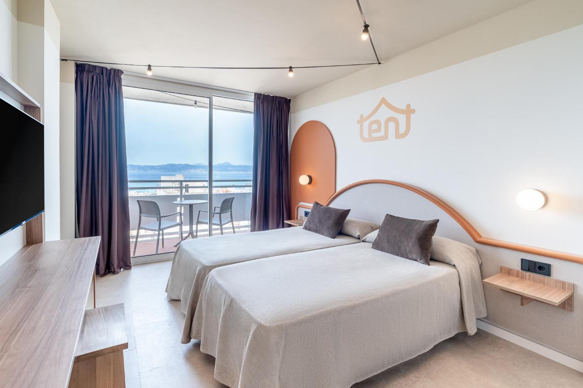 Tent Arenal Hotel 3*